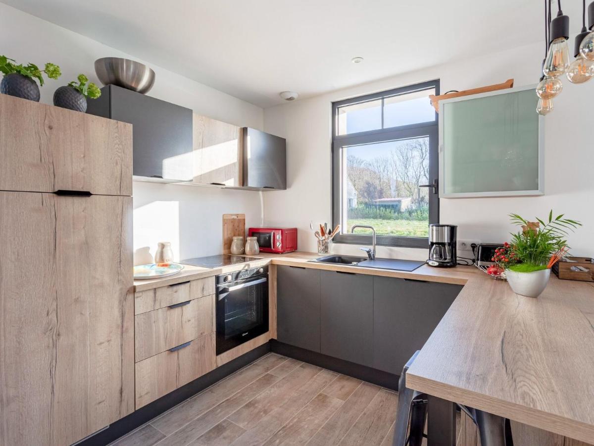 Vintage Holiday Home In Escalles With Garden Екстериор снимка